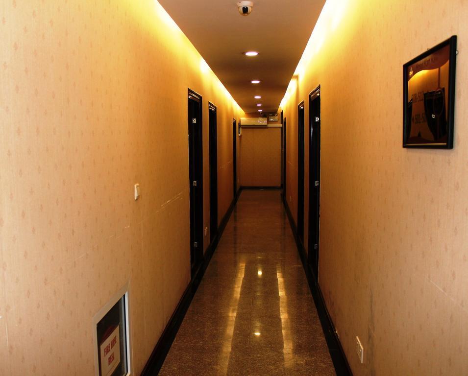 Hotel Kan Kaw Yangon Esterno foto