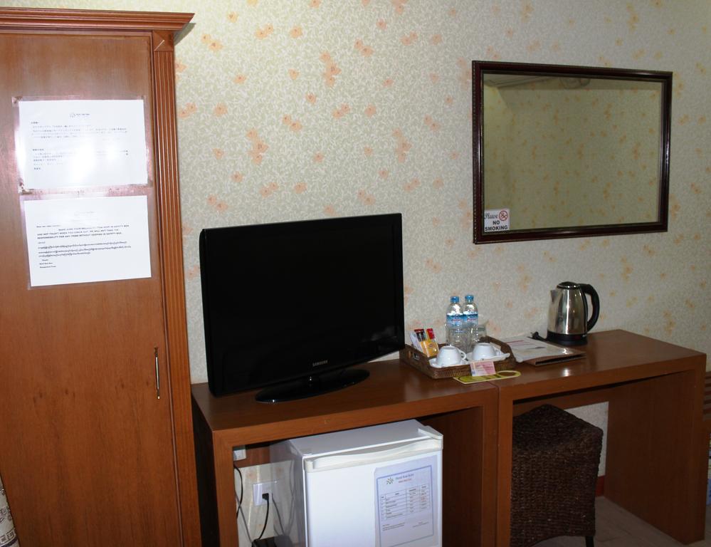 Hotel Kan Kaw Yangon Esterno foto