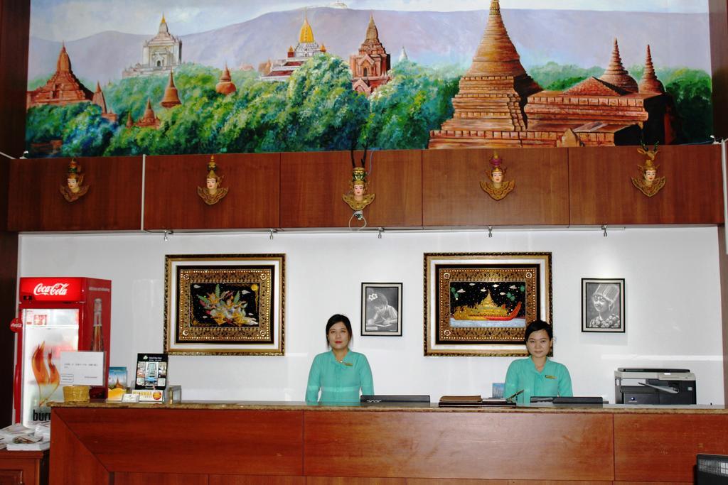 Hotel Kan Kaw Yangon Esterno foto